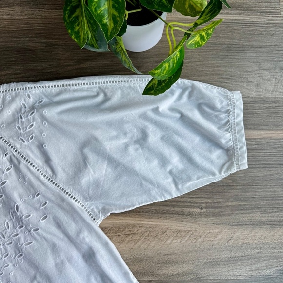 Gap Three-quarter Sleeve White Eyelet Embroidered Scalloped Hem Top  Size XS - Picture 7 of 12